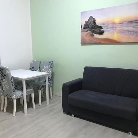 Appartamento In Zona Bocconi Milán Exteriér fotografie