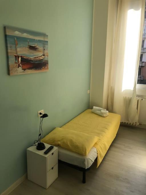 Appartamento In Zona Bocconi Milán Exteriér fotografie